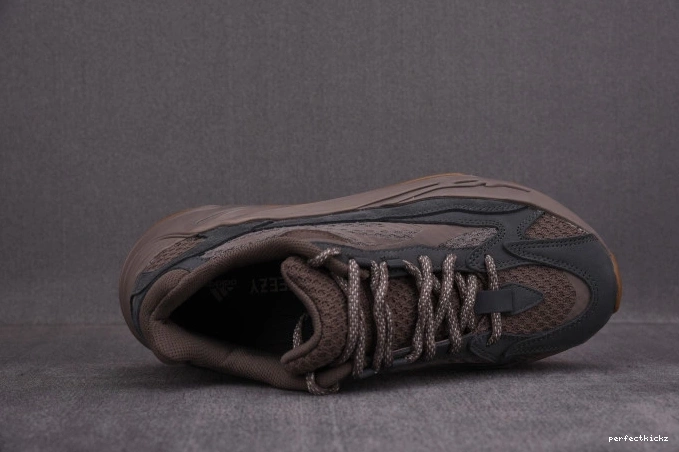 V2 Yeezy ADIDAS GZ0724 'Mauve' 700 Boost 0722